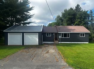 11 Lincoln St, Presque Isle, ME 04769