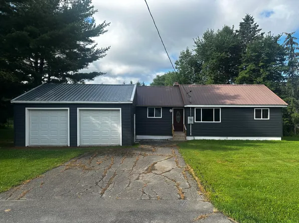 11 Lincoln Street, Presque Isle, ME 04769