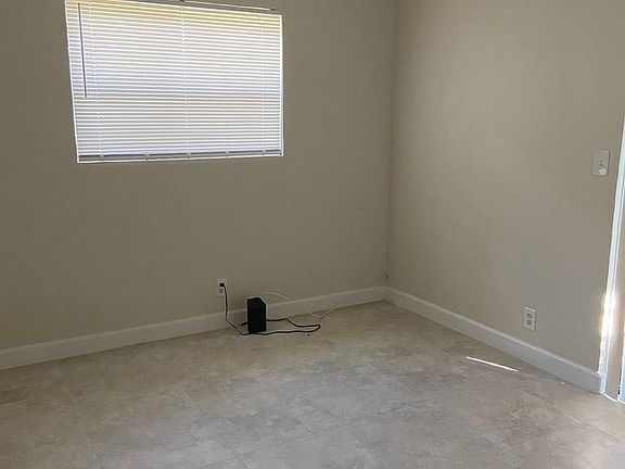 3rd image of 116 SW 20th Ave #11694027