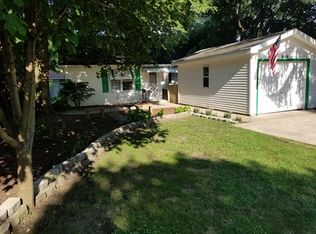 606 Mack St, Joliet, IL 60435