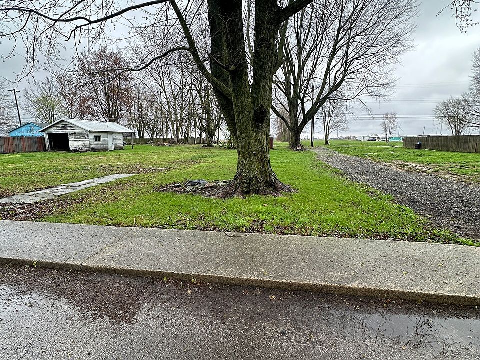 2nd image of 411 N Posey St