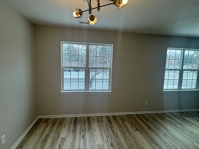 6013 Cleveland Cir #A — Photo 2