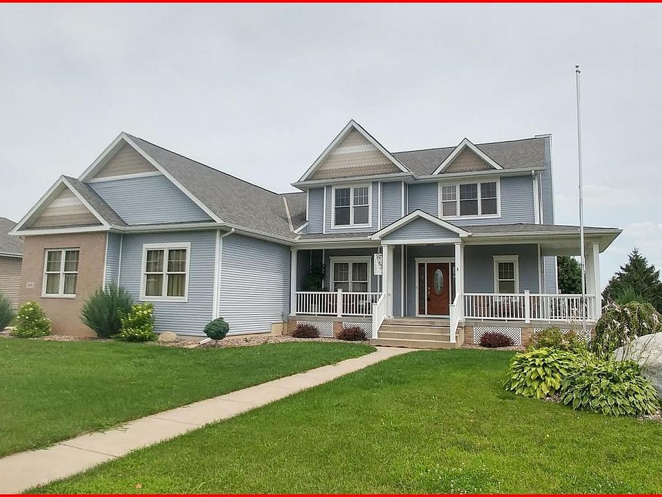 1st image of 850 Pinnacle Dr