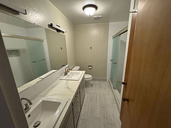 4th image of 970 N Villa Ave #4