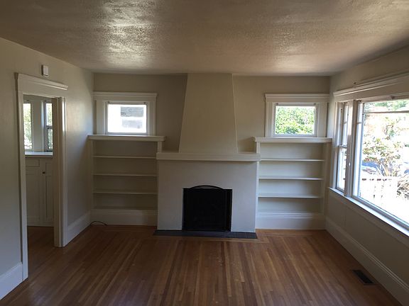 3rd image of 414 Colusa Ave