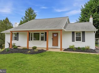 281 S Clearview Ave, Langhorne, PA 19047