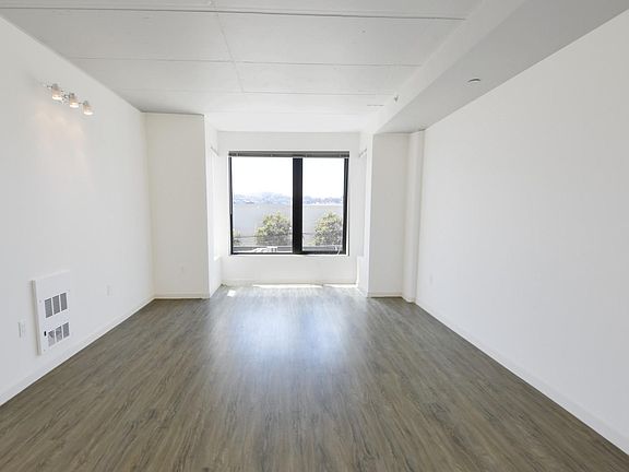 4th image of 480 Potrero Ave #606