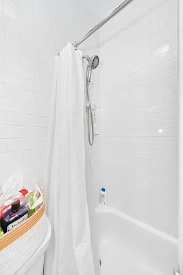 Rented by Living New York | media 13