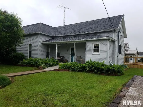 401 W Elm St, Waltonville, IL 62894