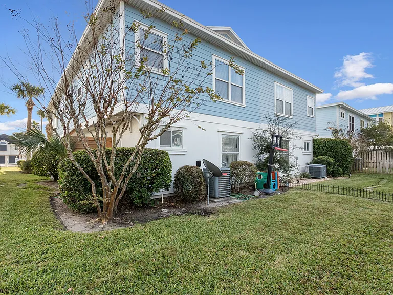 2919 S Fletcher Ave — Photo 29