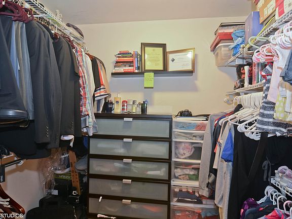 4th image of 3747 W Diversey Ave #2