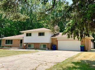 1160 E Moore Rd, Saginaw, MI 48601