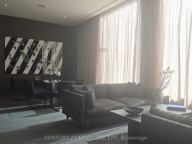 11 Yorkville Ave #5602 — Photo 25