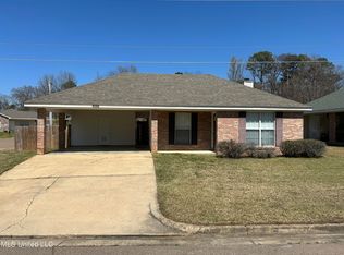 1919 Twin Pine Dr, Pearl, MS 39208