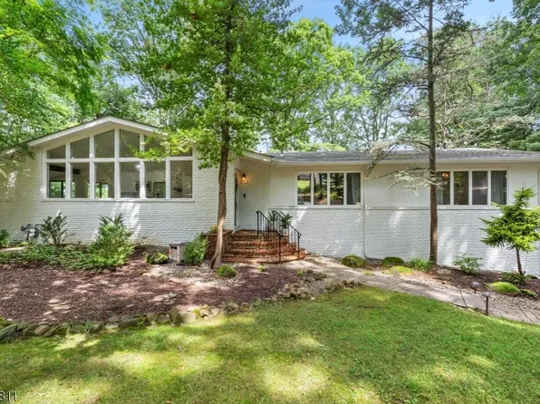 41 Stanie Brae Dr, Watchung Boro, NJ 07069