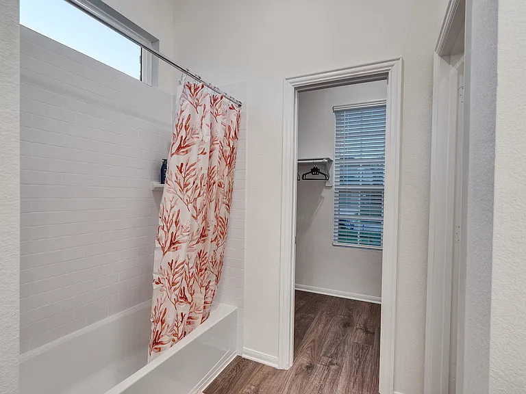 410 Magnolia Ln — Photo 10