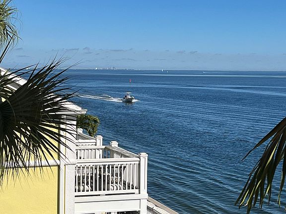 4th image of 5200 Coquina Key Dr SE