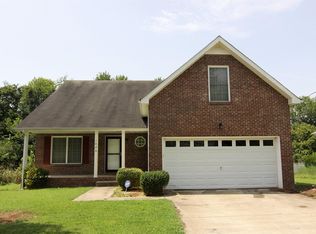 1026 Hedge Apple Dr, Clarksville, TN 37040