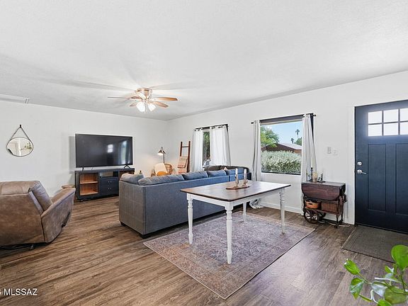 3rd image of 609 S Janet Ave