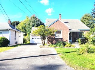 43 Hudson Ave, Colonie, NY 12205