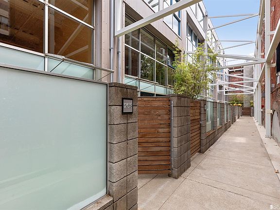 5th image of 650 Delancey St APT 208