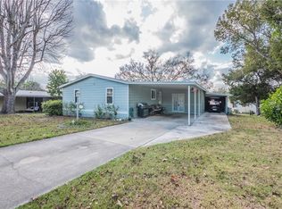 1010 Parker Pl, Lady Lake, FL 32159