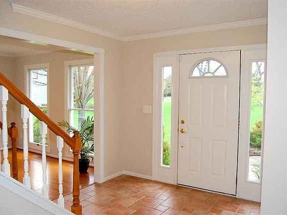 4th image of 3974 Edmonton Ct