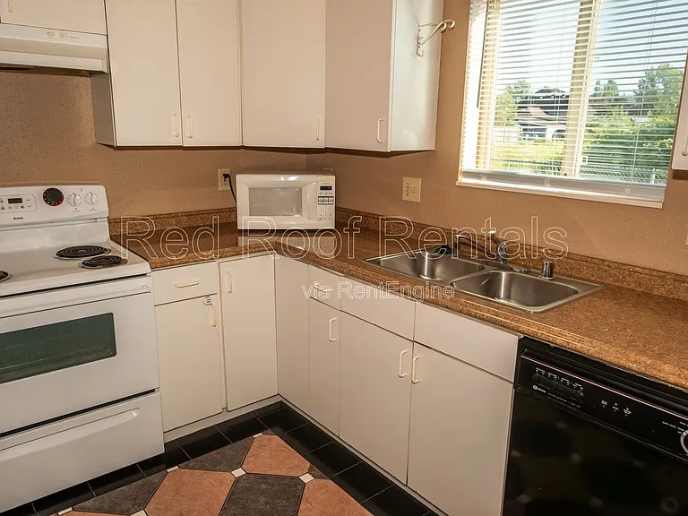 211 Varner Ave NE #2 — Photo 18