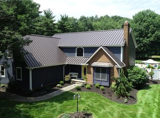 288 S Munroe Rd, Tallmadge, OH 44278