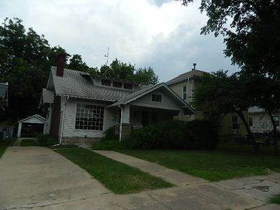 1502 E 9th Ave, Winfield, KS, 67156