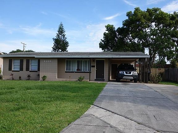 2nd image of 1204 Ibsen Ave