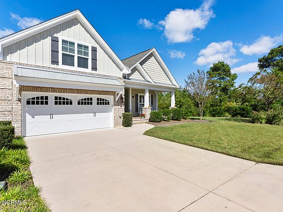2nd image of 8477 Oak Abbey Trail NE
