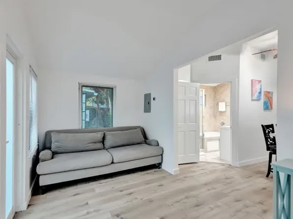 1115 SW 4th St, Fort Lauderdale, FL