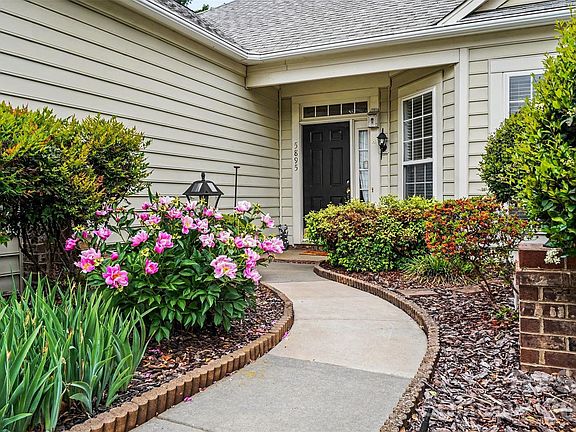 2nd image of 5895 Heartwood Ct