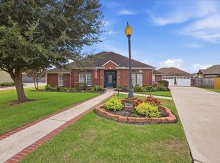 6320 Meadow Mist St, Orange, TX 77632