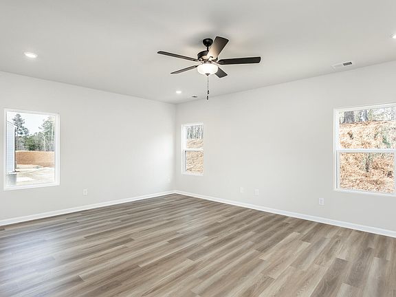 2nd image of 255 Custer Dr