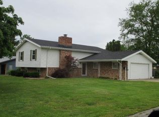 102 S Wilshire Blvd, Coffeyville, KS 67337