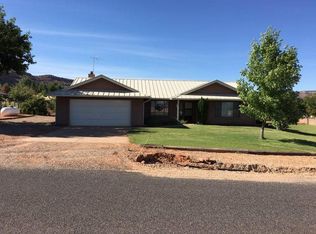 730 W Chamberlain Dr, Kanab, UT 84741