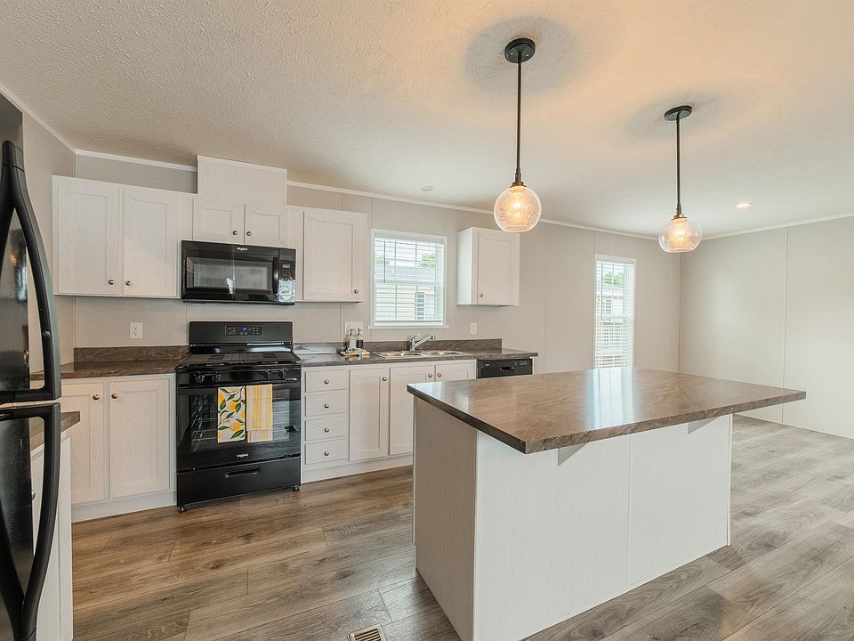 1st image of 9 Cranbrook Ln #43A