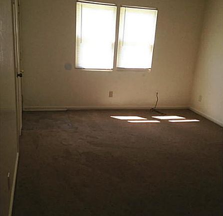 4th image of 103 Bassett Ave #A