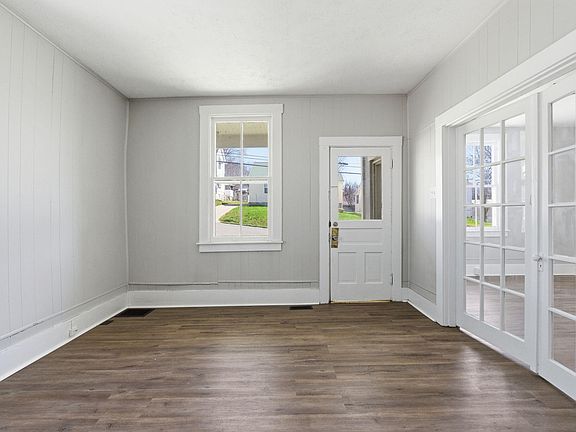 5th image of 123 Webster Ave