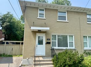 1024 Panet St, Ottawa, ON K1Z 6E9