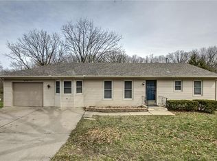 5809 N Flora Ave, Kansas City, MO 64118