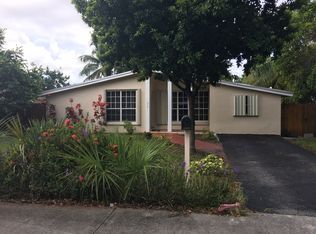 2010 NE 171st St, North Miami Beach, FL 33162