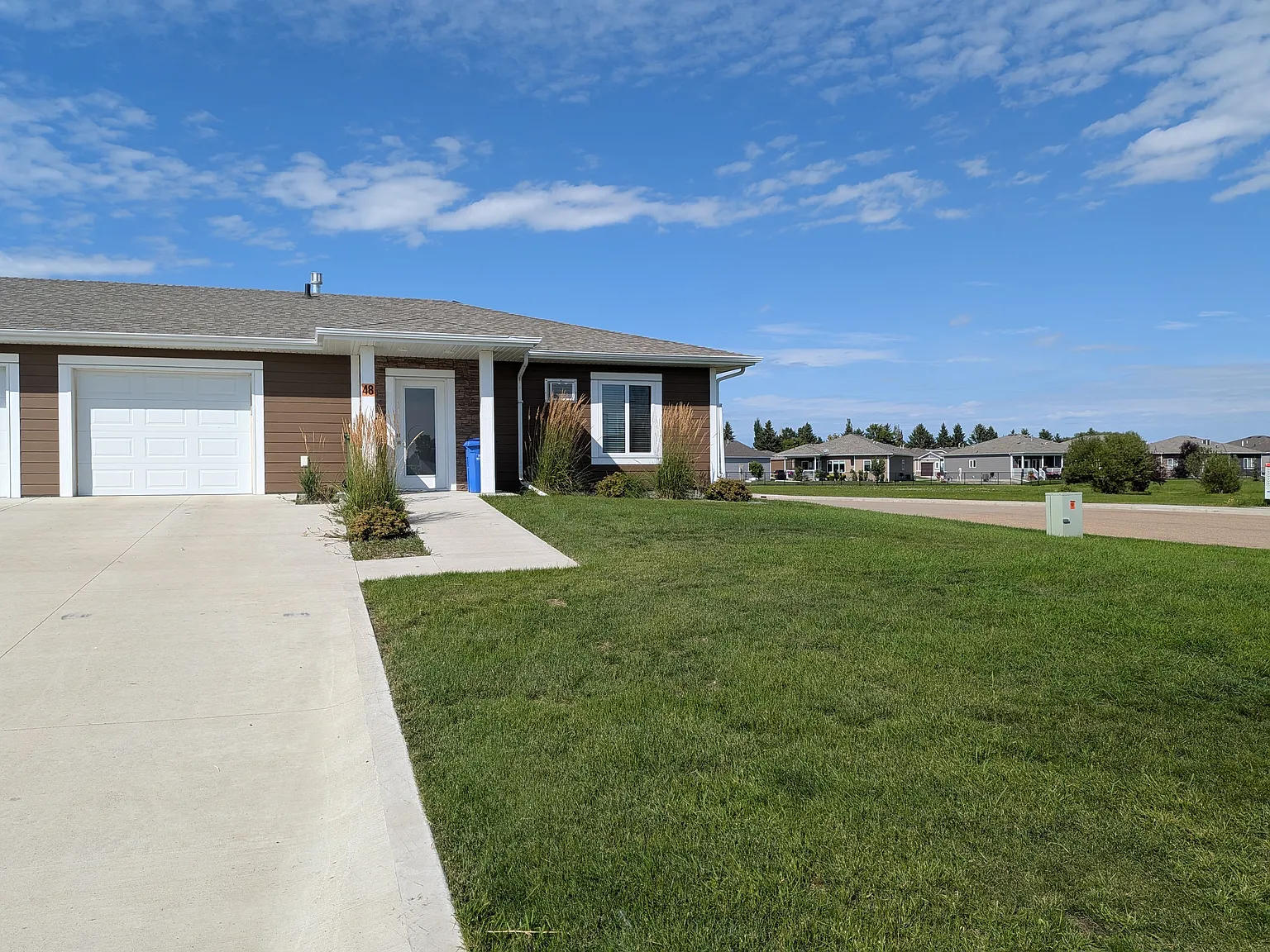 Tangerine Rental — Photo 4