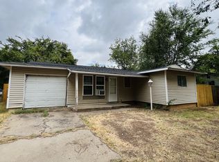 408 NW Greenmeadow Dr, Lawton, OK 73507