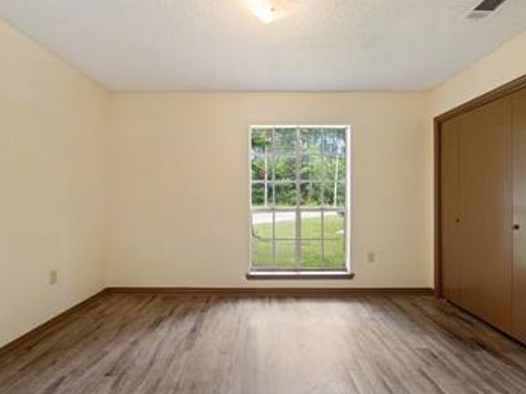 4th image of 73601 Chapman Dr #12883320