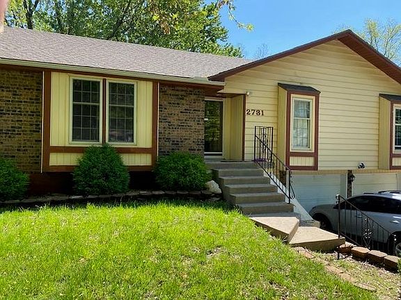 4th image of 2731 S Cogan Dr
