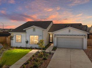 9511 Hill Springs Ln, Shafter, CA 93263