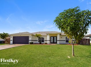 3736 SW Santa Barbara Pl, Cape Coral, FL 33914